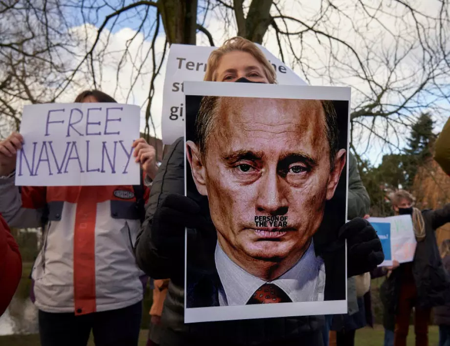 Руски лекари поискаха от Путин да осигури адекватно лечение на Навални