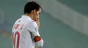 {{ otherArticle[0].article.title }}