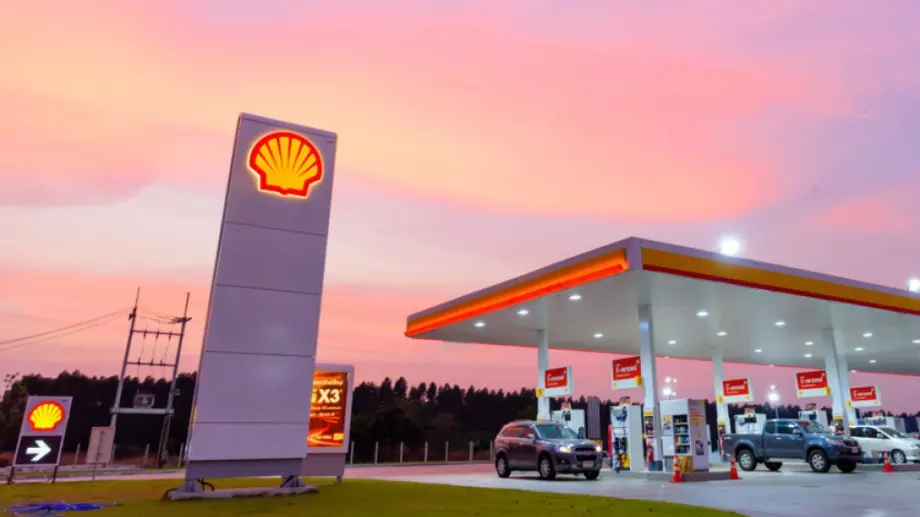 Shell ще плати 2 милиарда долара извънредни данъци