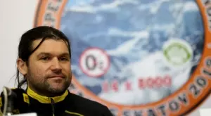 Обезпокоително: Атанас Скатов изчезна на път към К2