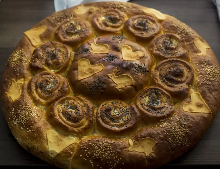 Рецепта за много бухнал тутманик като на баба