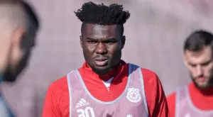 {{ otherArticle[0].article.title }}