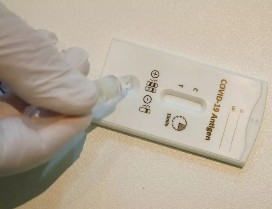 По-евтини антигенни тестове в "Пирогов", ваксинационният център там работи по-дълго