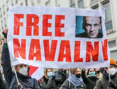 Германия призова Русия да осигури на Навални необходимите медицински грижи