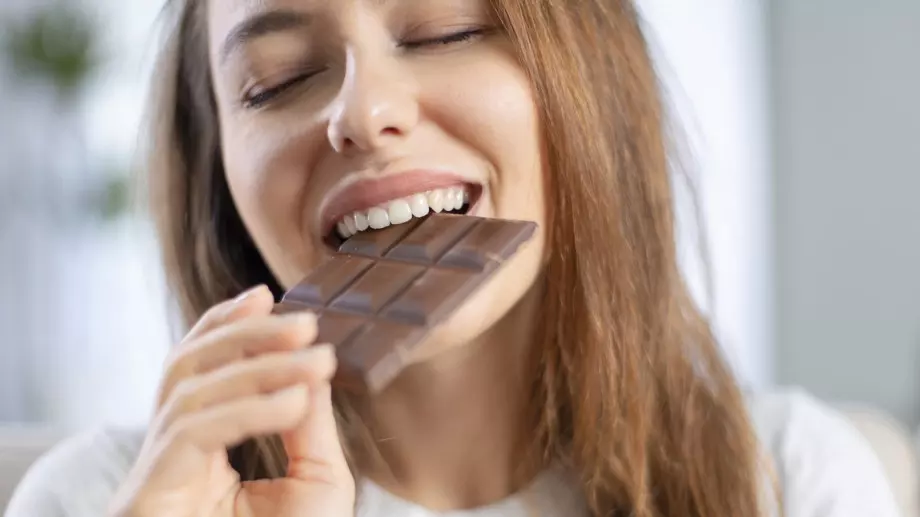 Лекар: Яжте шоколада с това, за да свалите кръвното и холестерола