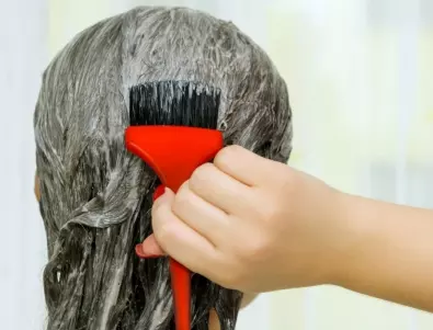 5 грешки, които жените над 50 години допускат при боядисването на косата