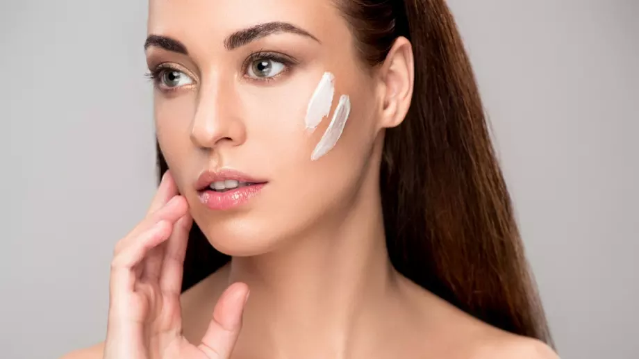 Как да подготвим и предпазим кожата в студа?