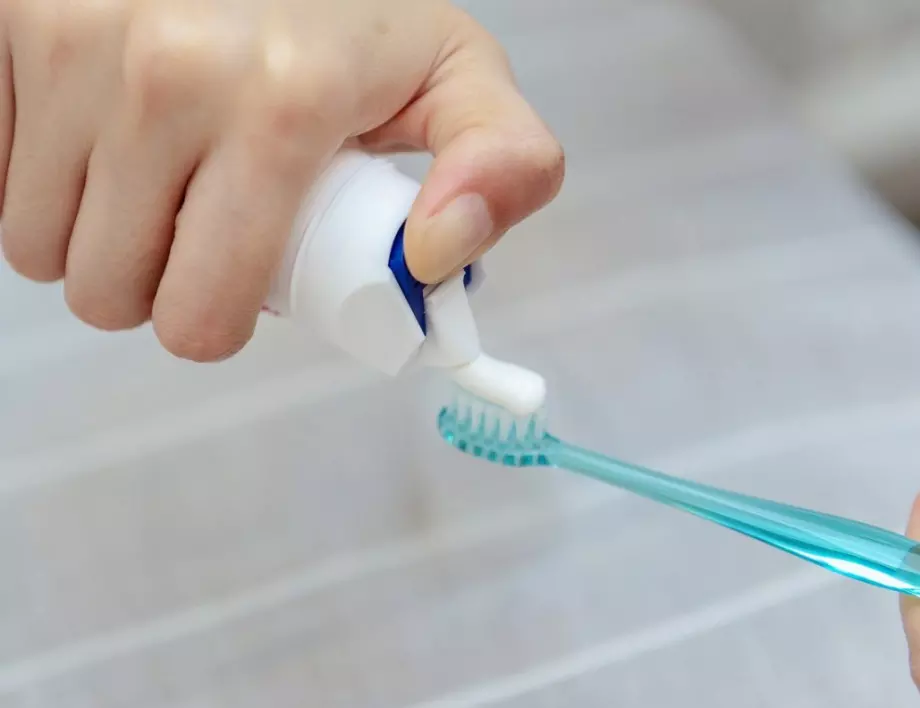 Какви грешки допускаме, когато си мием зъбите