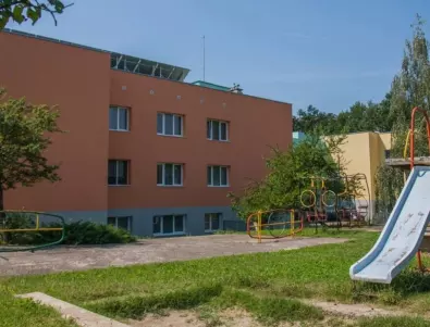 Благоустрояват двора на детска градина „Младост“ в Габрово с 350 816 лв.