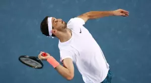 {{ otherArticle[0].article.title }}