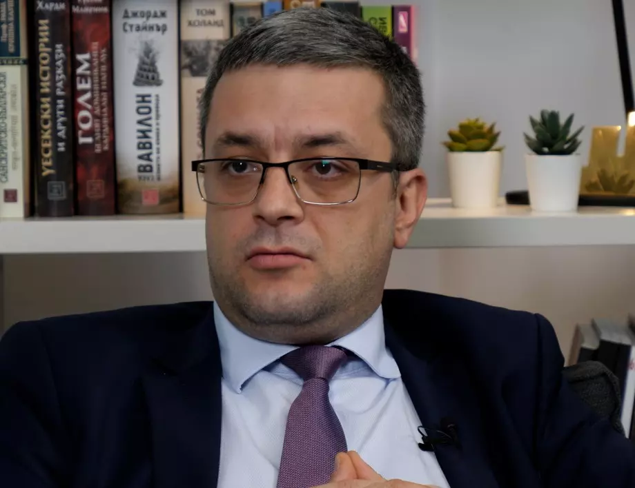 Тома Биков: Кой ще носи отговорност, ако България изпадне в хаос