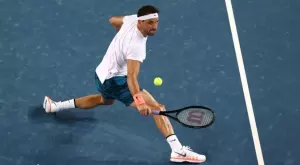 {{ otherArticle[0].article.title }}