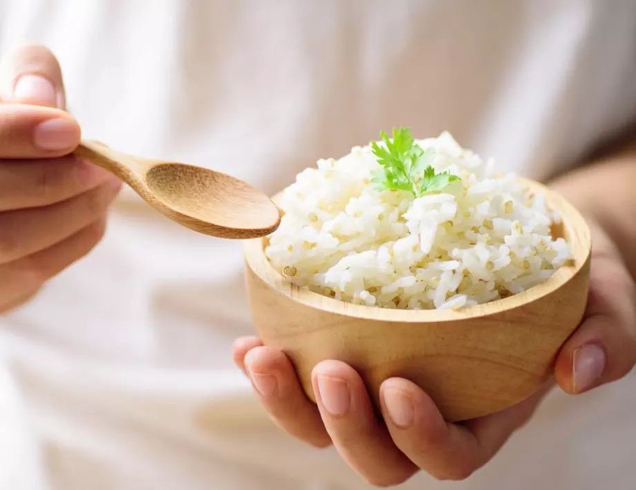 Ако искате оризът да е идеално сварен, сложете точно толкова вода и нито капка повече 