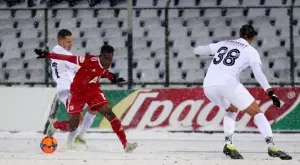 {{ otherArticle[0].article.title }}