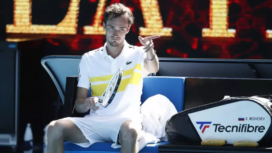 Медведев разказа трогателна история за Джокович след финала на Australian Open