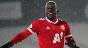 {{ otherArticle[0].article.title }}