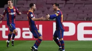 Играл и с двамата: Роналдо е професионалист, Меси - поезия, вълшебство