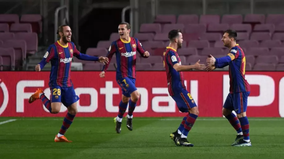 Барселона готви лятна "разпродажба", за да задържи Меси в клуба