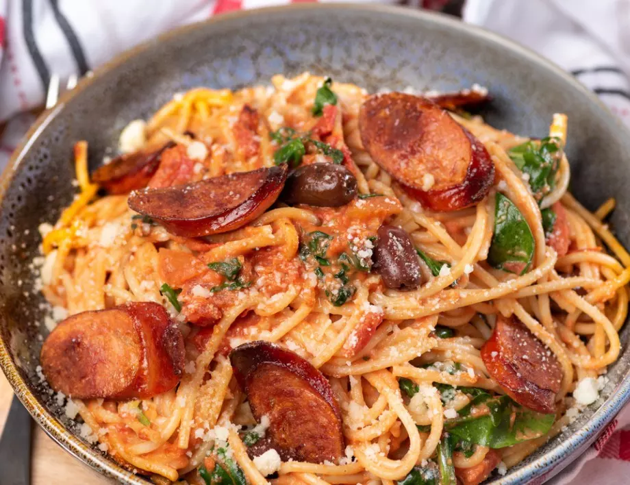 Печени спагети във фурна - едно ястие, което трябва да опитате