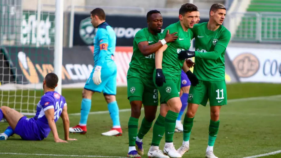 Лудогорец разби Етър с 6:0 в дебюта на Дамбраускас в Първа лига