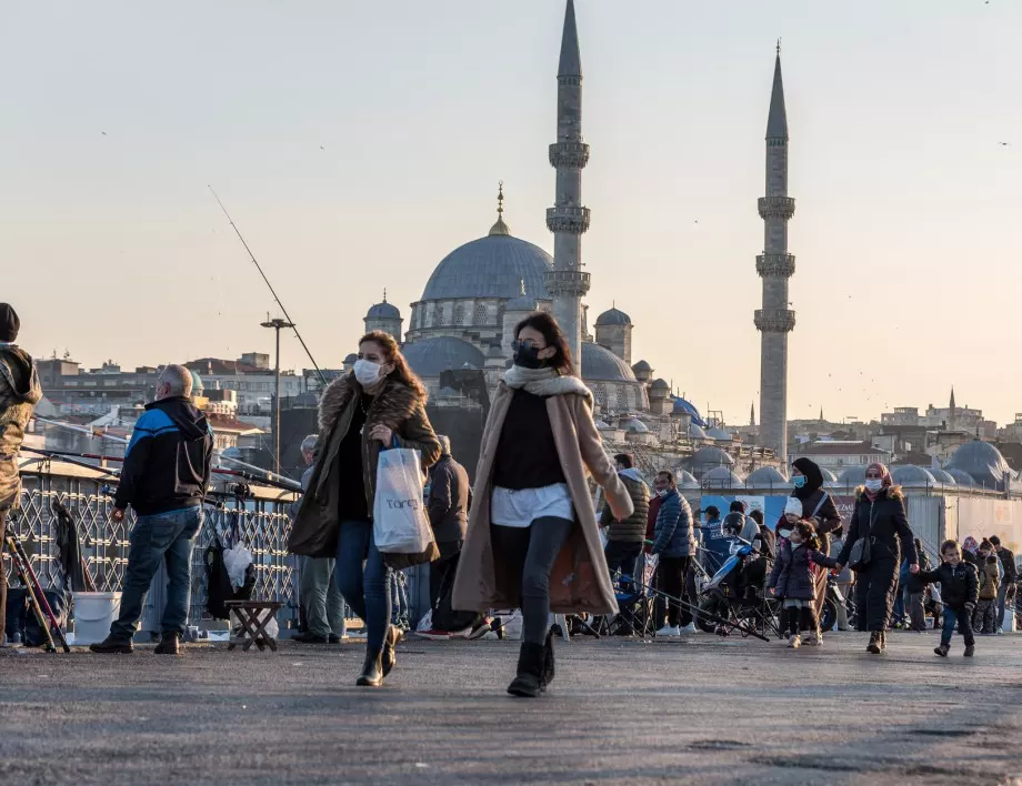Турция смекчава ограниченията през март 