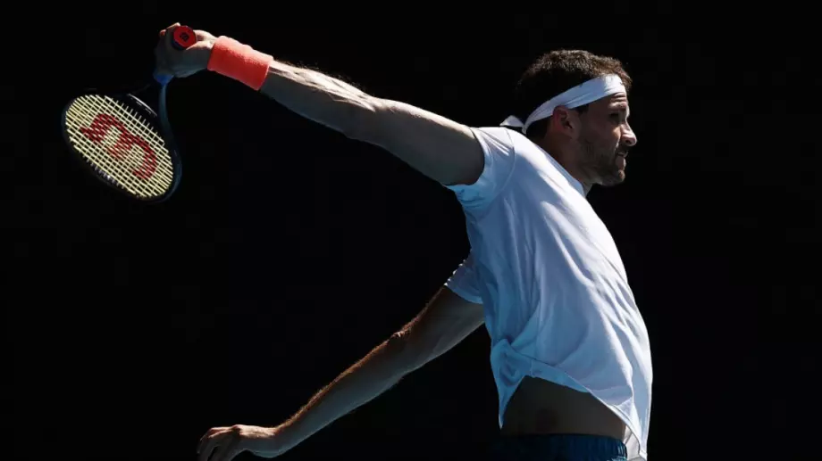 Григор Димитров отпадна от Australian Open след контузия и поражение от Аслан Карацев