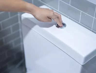 5 начина за отпушване на тоалетна без вакуум