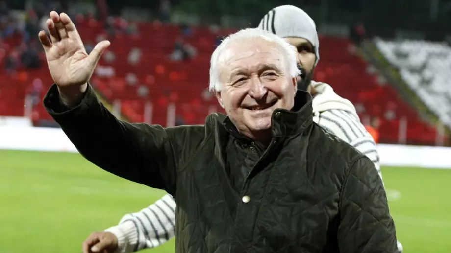 ЦСКА отдаде почит на своята легенда Петър Жеков