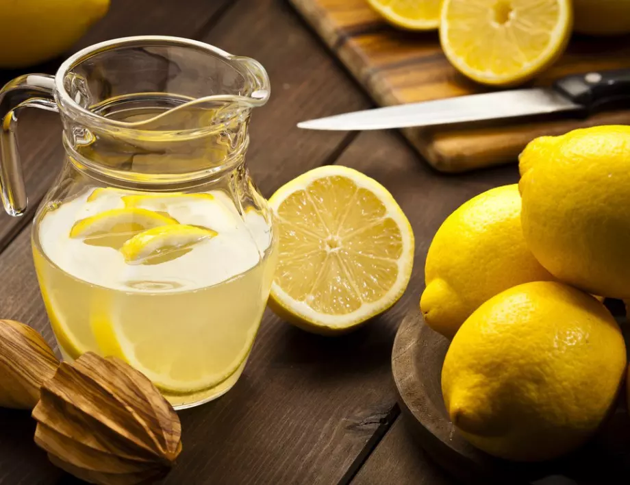 Какво бъркаме при приготвянето на водата с лимон?