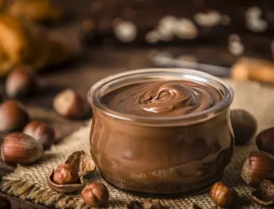 Най-лесният домашен течен шоколад, по който всички полудяха 