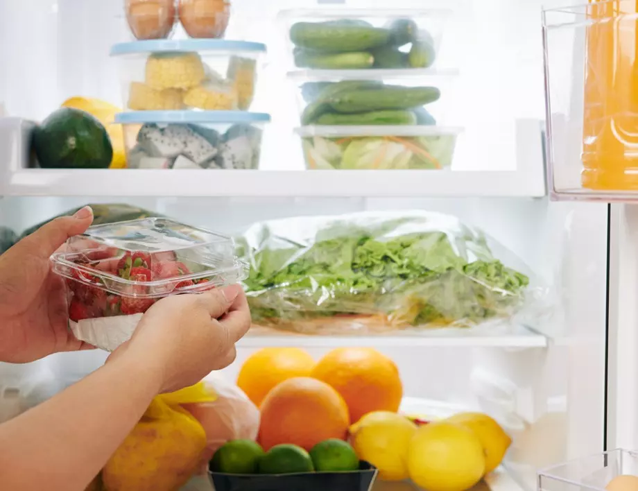 5 сигурни начина за борба с лошите миризми в хладилника!
