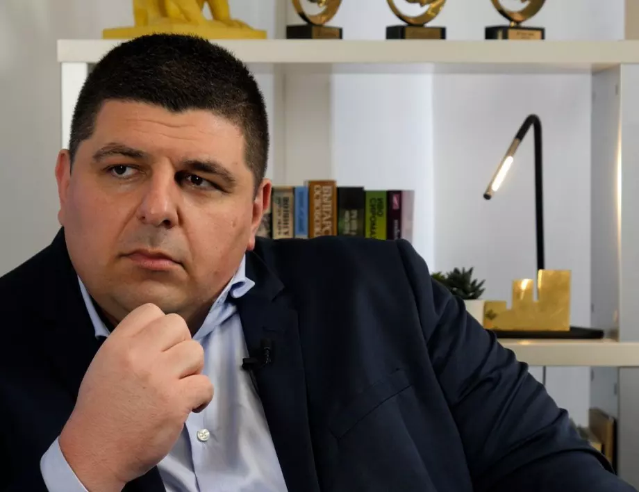Ивайло Мирчев: Фирмата, доставяща хардуера за машинното гласуване не е спонсор на "Да, България"