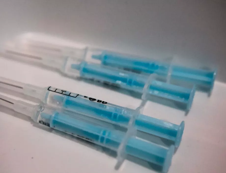 Куба изпитва на трети етап ваксината "Абдала"