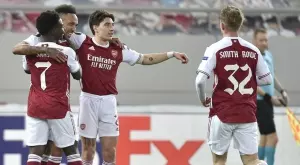 {{ otherArticle[0].article.title }}