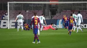 {{ otherArticle[0].article.title }}