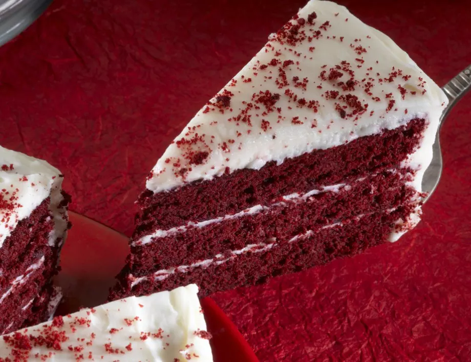 Рецепта на деня: Блат за торта "Червено кадифе"