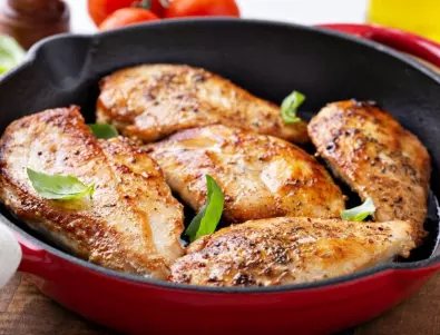 Трикове, с които ще приготвите уникално вкусно пилешко 