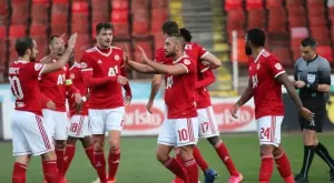 {{ otherArticle[0].article.title }}