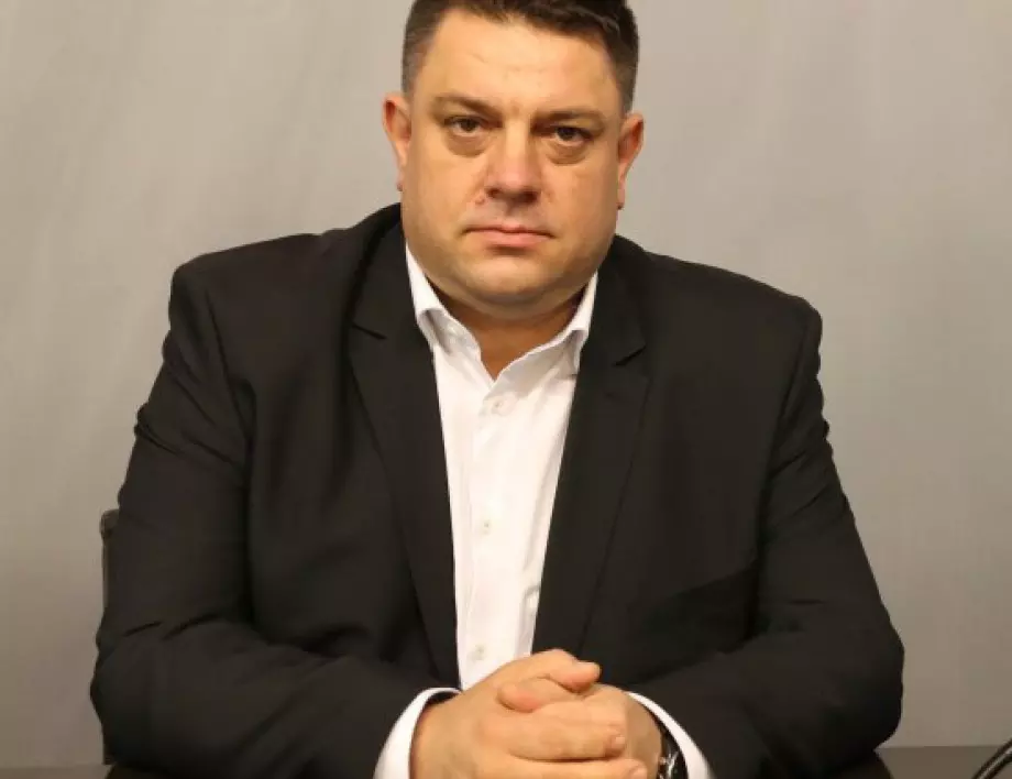 Атанас Зафиров: Трите най-големи проблема в българската армия са некомплект, модернизация и корупция