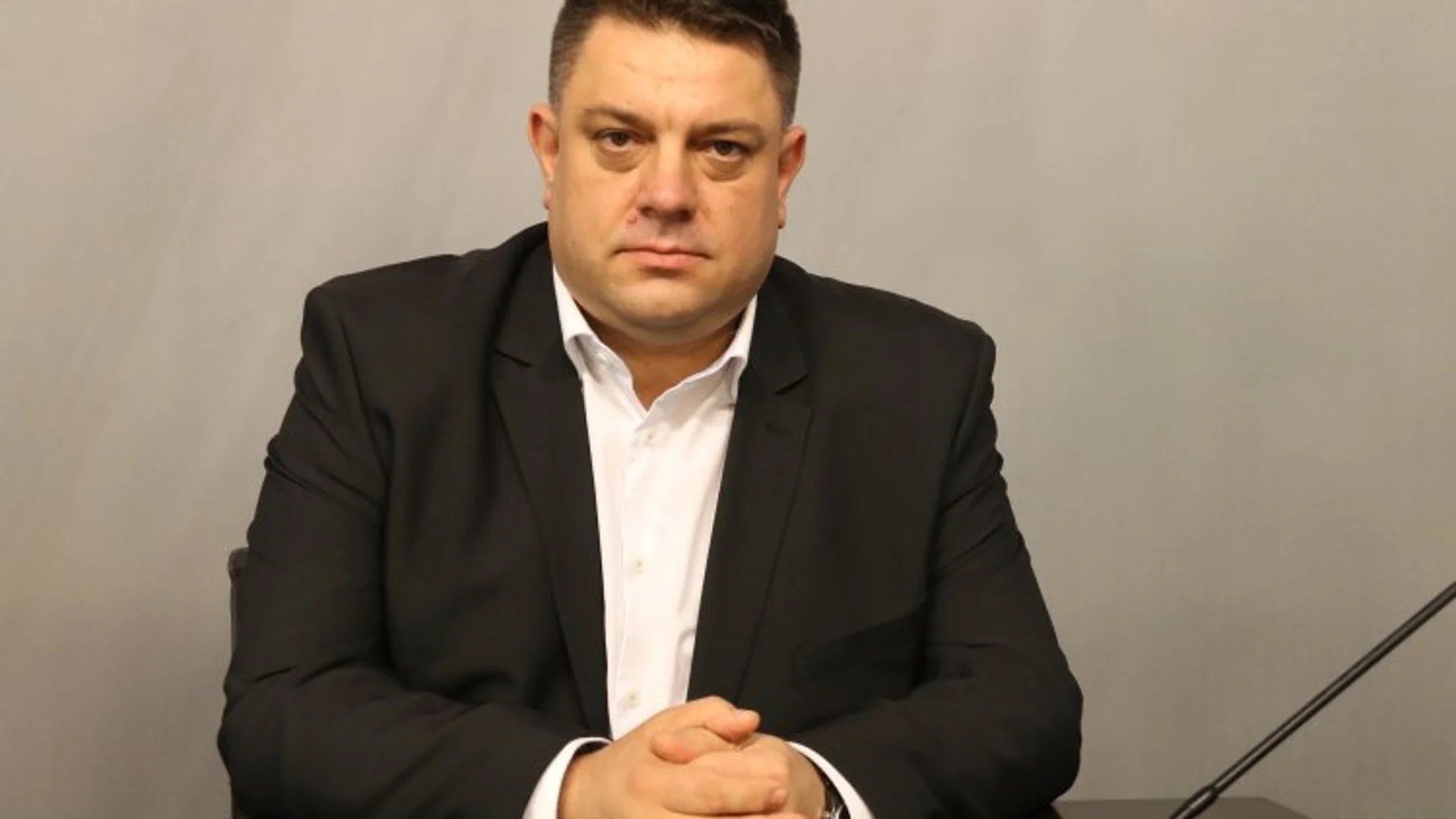 Борисов чака ПП-ДБ да стигнат дъно и ще дръпне шалтера: Прогноза на Атанас Зафиров