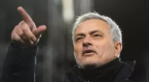 {{ otherArticle[0].article.title }}