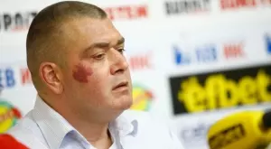 {{ otherArticle[0].article.title }}