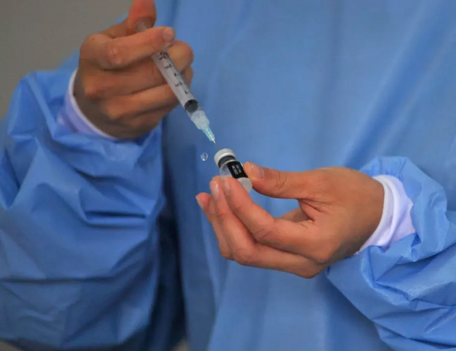 Над 8500 души в Германия са призовани да се ваксинират отново
