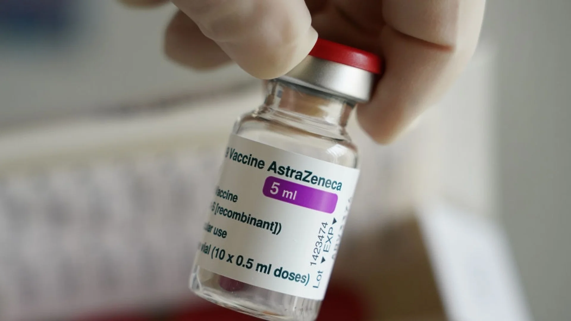 AstraZeneca изтегля ваксината си срещу COVID-19