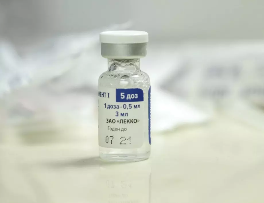 „Спутник лайт“ може да повиши имунитета на преболедували COVID-19 