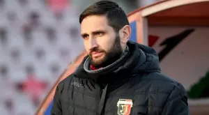 {{ otherArticle[0].article.title }}