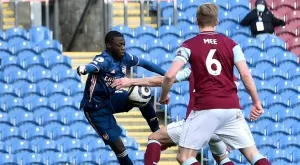 Какво се случва във Висшата лига с очевидните дузпи (СНИМКИ) 