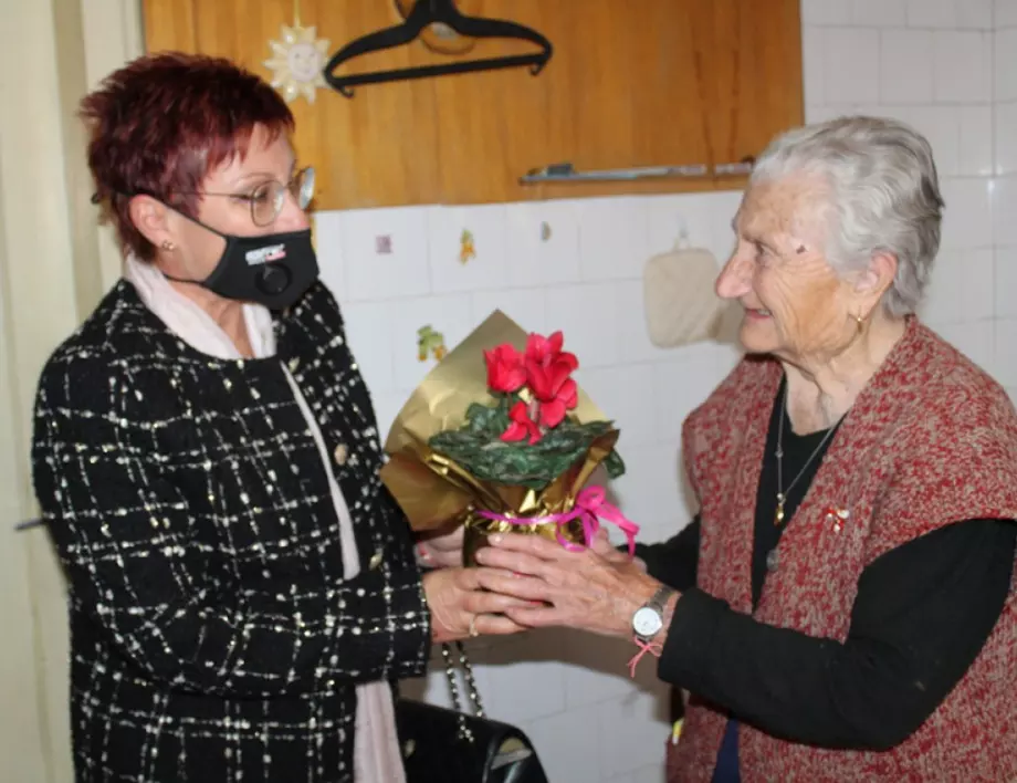 Лалка Цветанова от Тетевен отпразнува своя 100 годишен юбилей