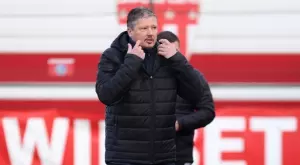 {{ otherArticle[0].article.title }}