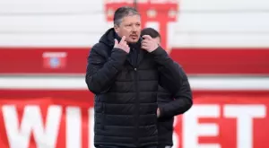 {{ otherArticle[0].article.title }}